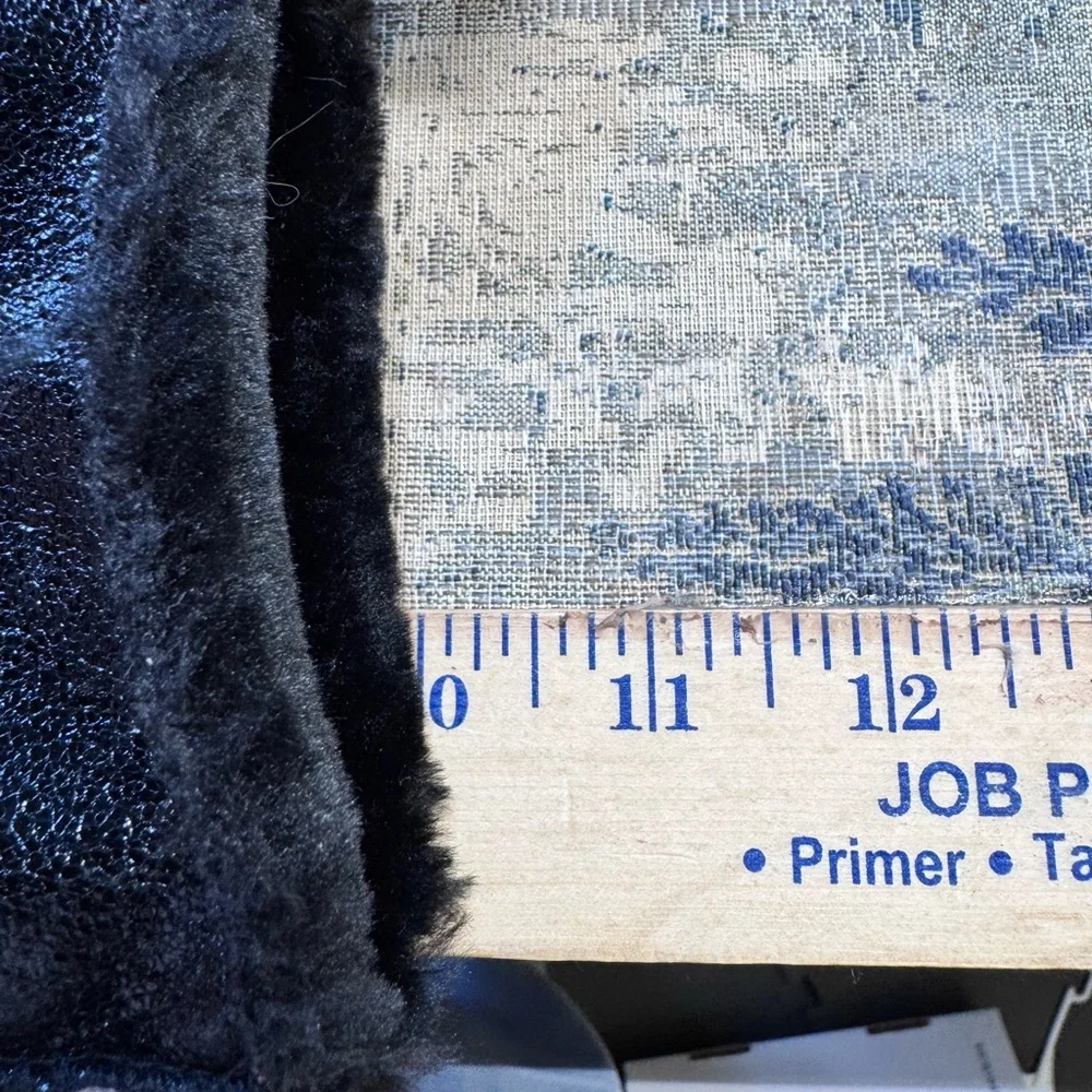 Anthropologie Mittens Shimmering Metallic Black Faux Fur lined exclusive NWOT